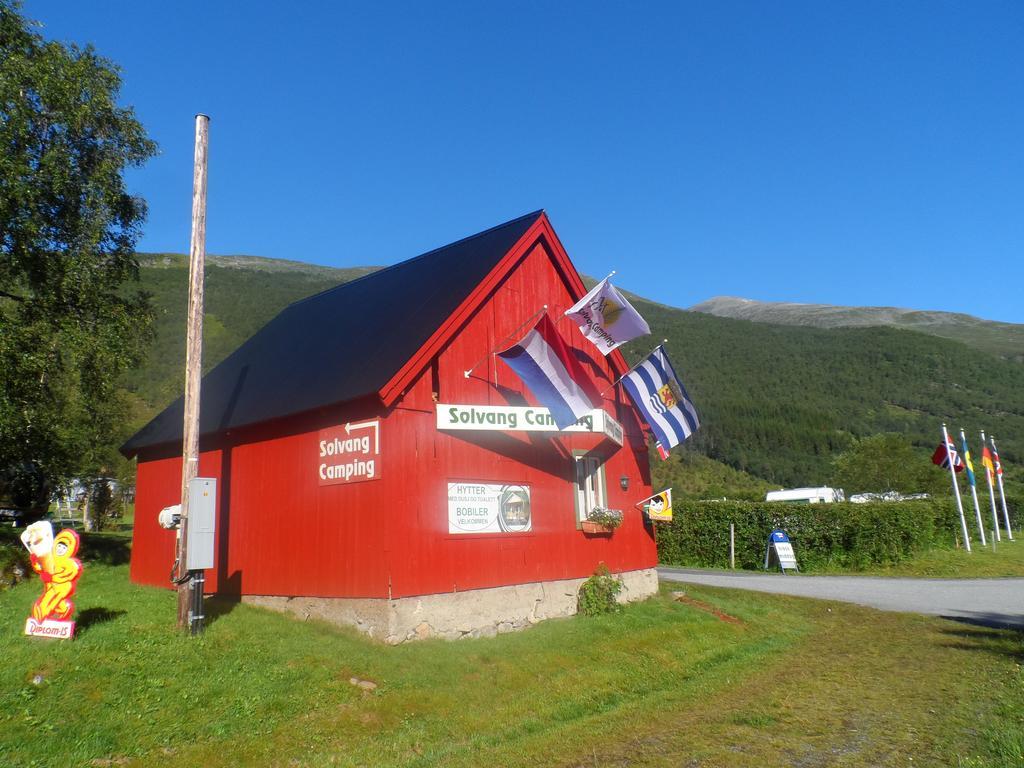 Solvang Camping Hotel Eidsdal Exterior foto